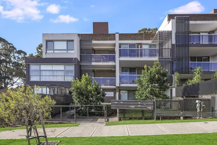 17/4-8 HUGH AVENUE, Peakhurst NSW 2210