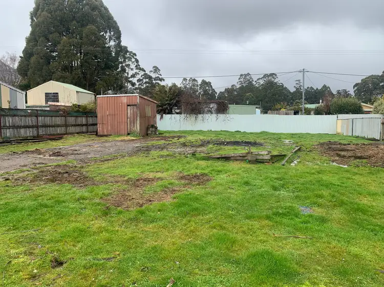 24 Sophia Street, Tullah TAS 7321