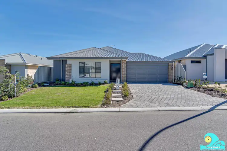 10 Paddle Way, Yanchep WA 6035