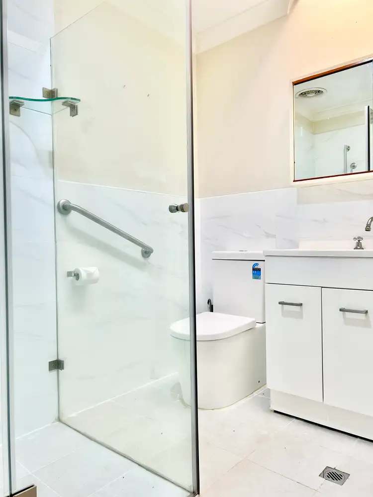 Fifth view of Homely house listing, 20/31 Fiona Street, Point Clare NSW 2250