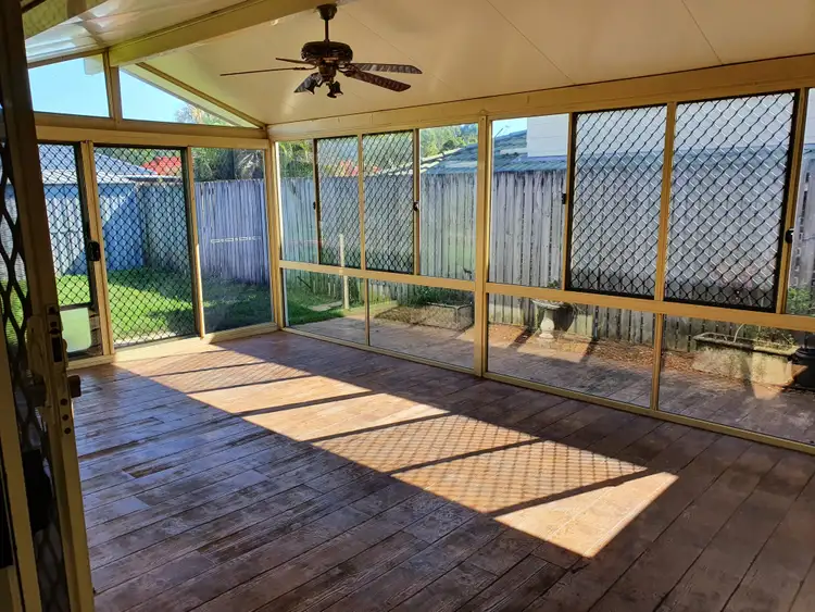 11 Ibrox Court, Regents Park QLD 4118