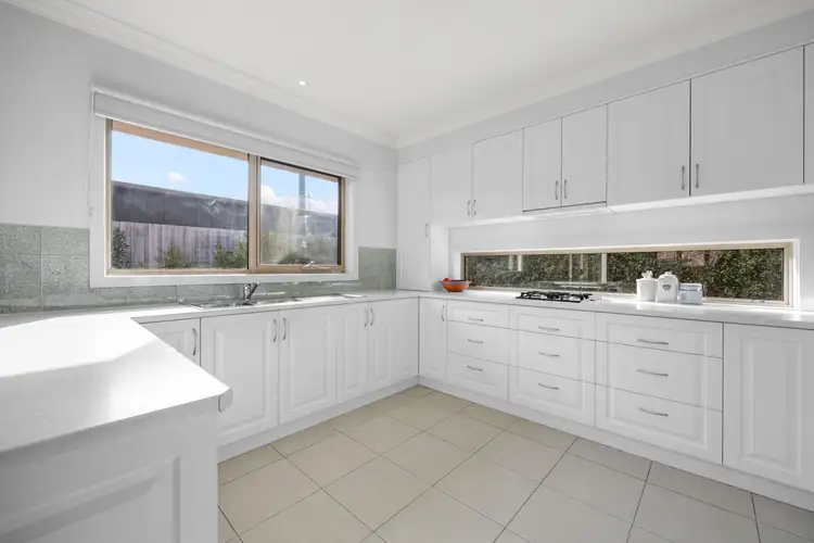 Fifth view of Homely house listing, 3 De Lemos Court, Warrnambool VIC 3280