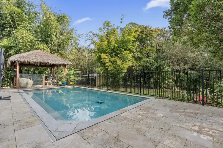 22 Bruce Parade, Glass House Mountains QLD 4518