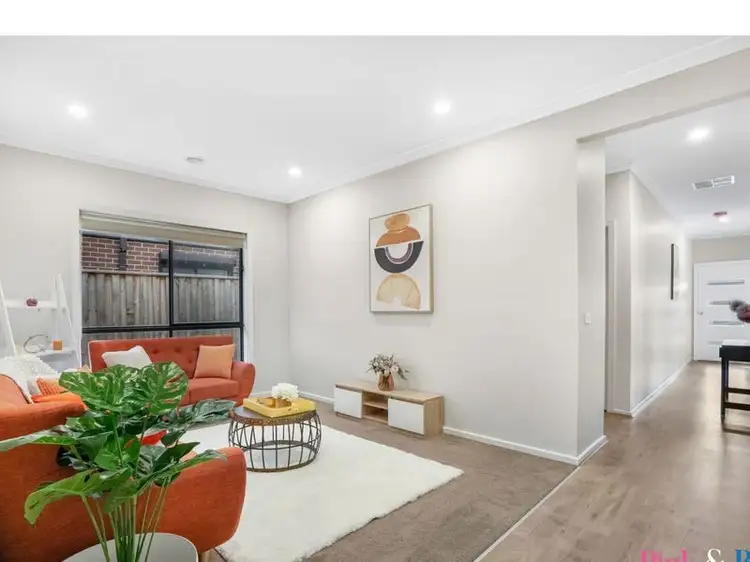 7 Inzamam Street, Rockbank VIC 3335