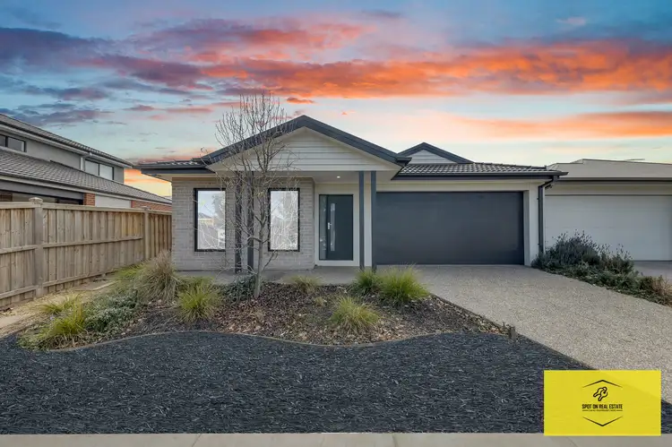 3 Sanctum Dr, Weir Views VIC 3338