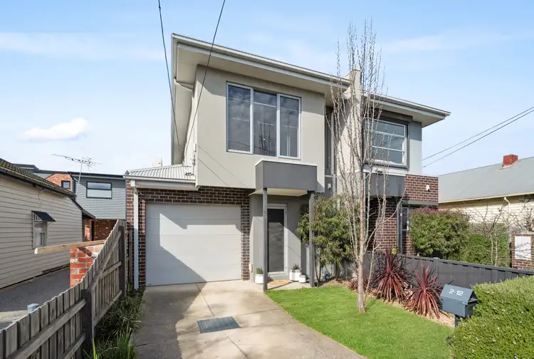 2/12 Studley Street, Maidstone VIC 3012