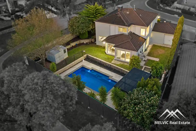 7 Classic Court, Berwick VIC 3806