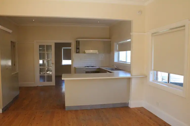 Fifth view of Homely house listing, 380 Kenilworth Street, East Albury NSW 2640