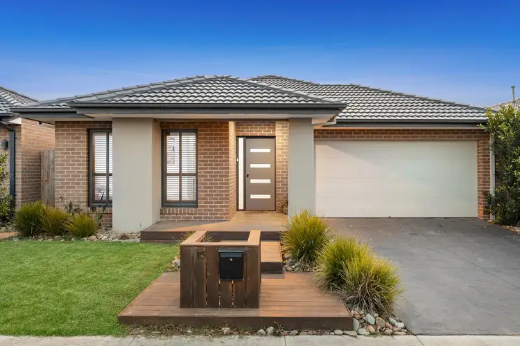 15 Fletcher Drive, Armstrong Creek VIC 3217