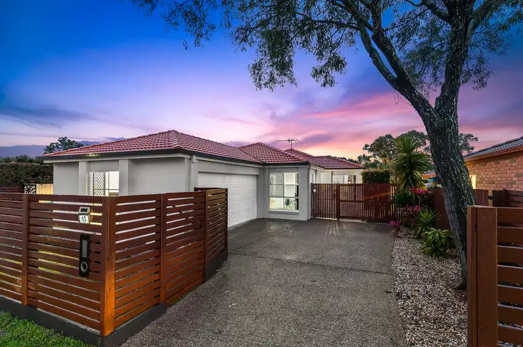 17 Friend Street, Wakerley QLD 4154