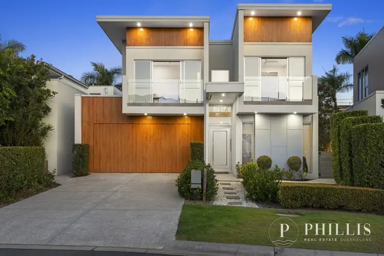 7842 Pavilions Close, Hope Island QLD 4212