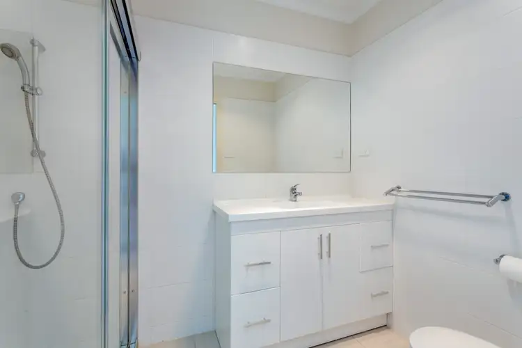 Fifth view of Homely unit listing, 8/88 Henderson Road, Queanbeyan NSW 2620