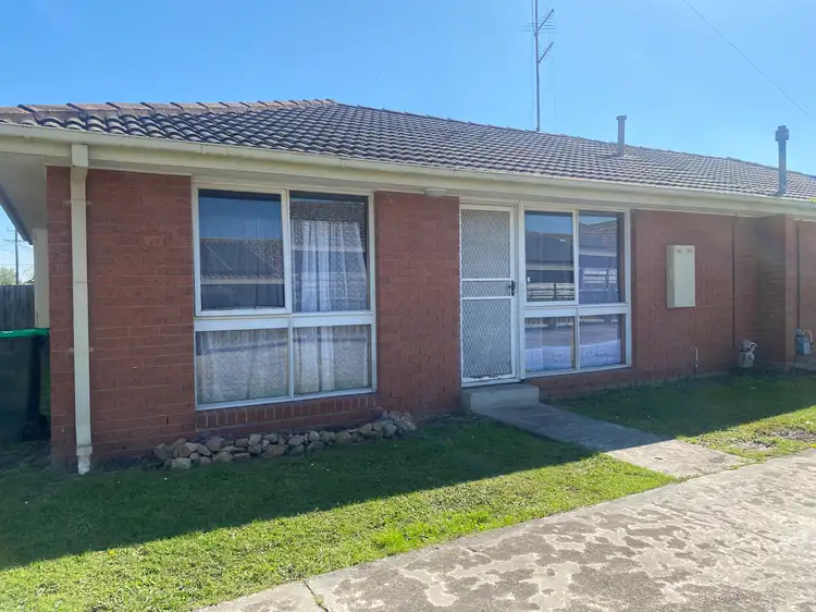 1/9 Hyland Street, Moe VIC 3825