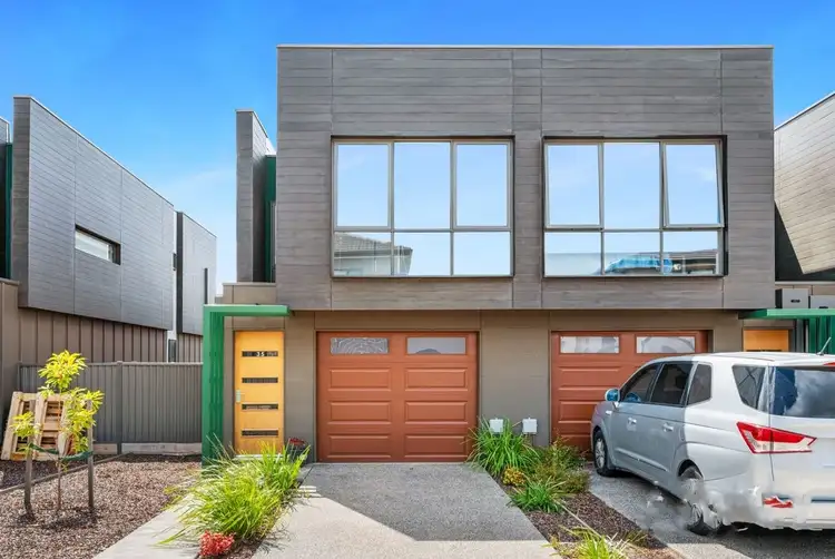 35 Stonewood Circuit, Hadfield VIC 3046