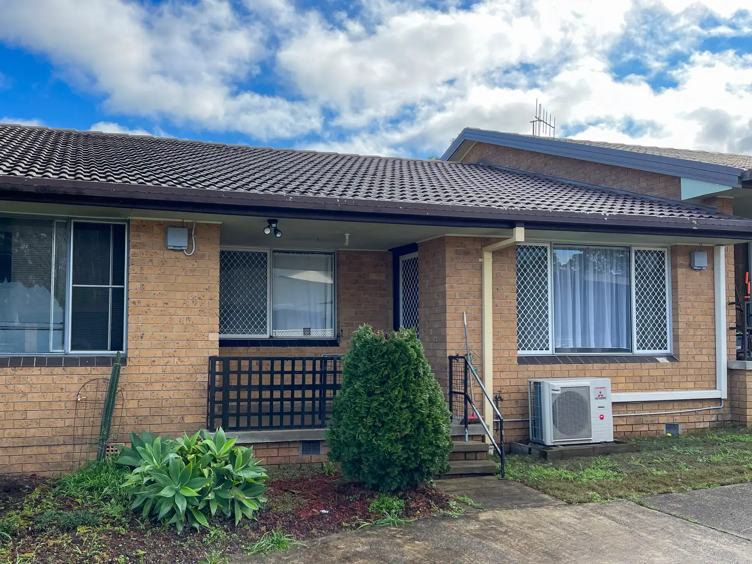 Main view of Homely unit listing, 2/10 COOLABAH DRIVE, Taree NSW 2430