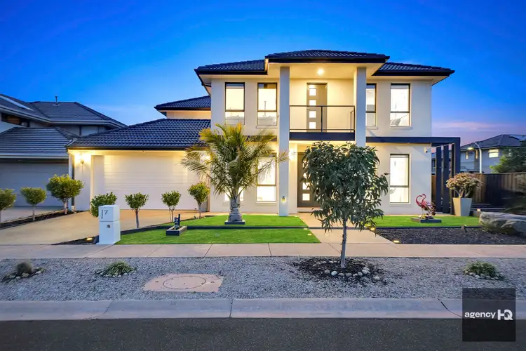7 Destination Point, Sanctuary Lakes VIC 3030