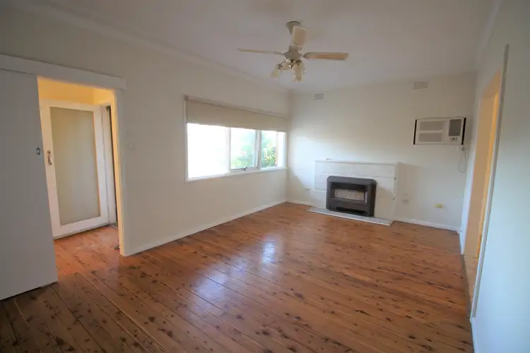 Sixth view of Homely block of units listing, 1 & 2/137 Plover Street, North Albury NSW 2640