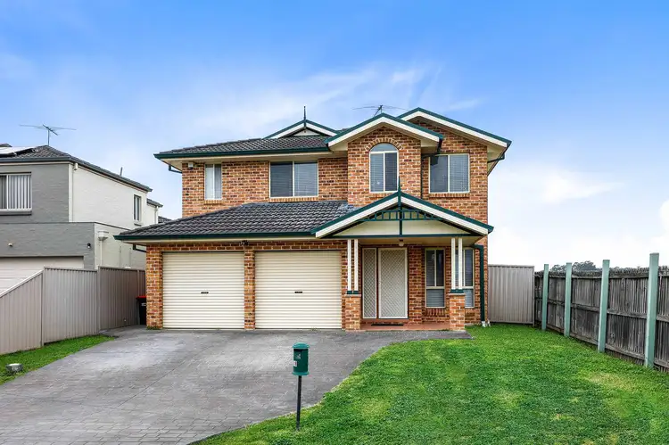 18 Rennell Place, Green Valley NSW 2168