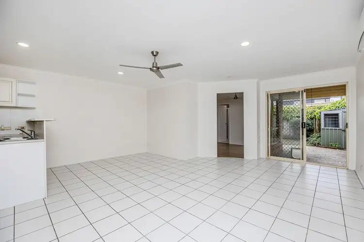 Fifth view of Homely semi-detached listing, 1/29 Bruce Avenue, Paradise Point QLD 4216