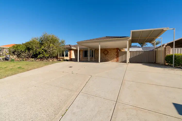 52 Brougham Crescent, Orelia WA 6167