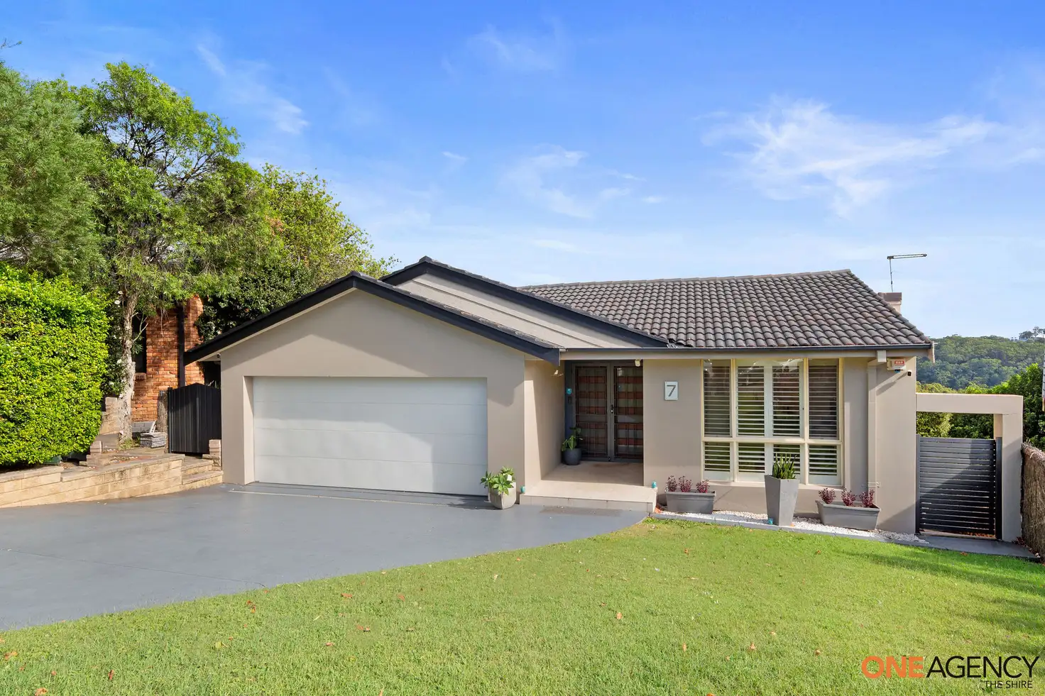 Main view of Homely house listing, 7 Flint Place, Illawong NSW 2234