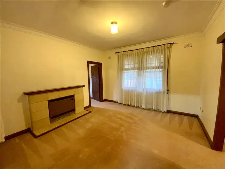 Seventh view of Homely house listing, 8 Farrand Street, Forbes NSW 2871