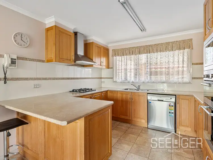 Seventh view of Homely house listing, 5 Leslie Mews, Yarrawonga VIC 3730