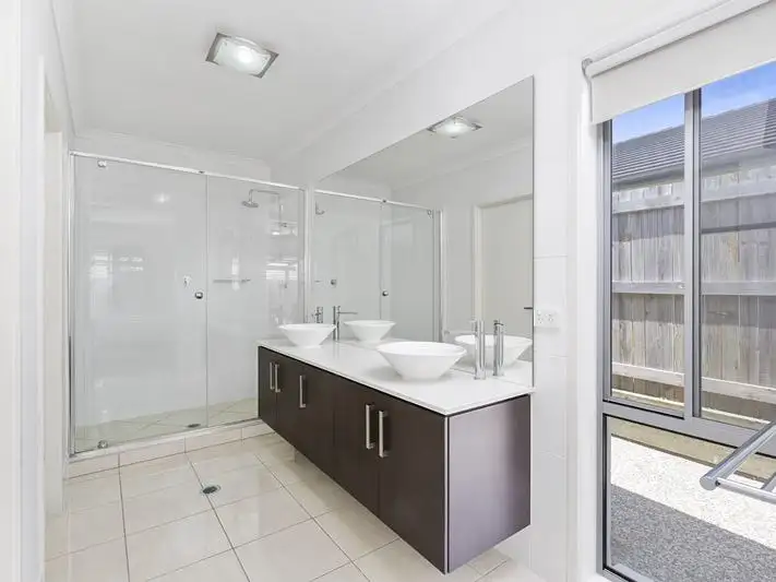 Fourth view of Homely house listing, 17 Anesbury Street, Doolandella QLD 4077