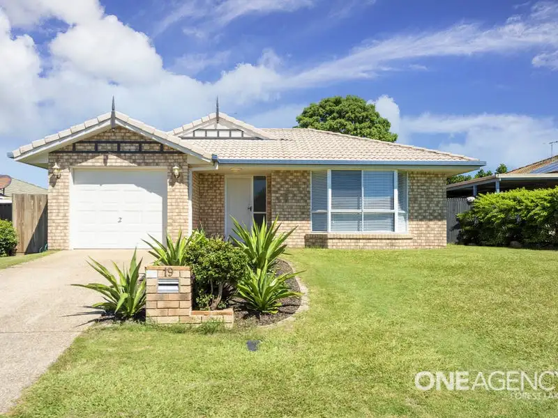 Main view of Homely house listing, 19 Leonie Pl, Doolandella QLD 4077