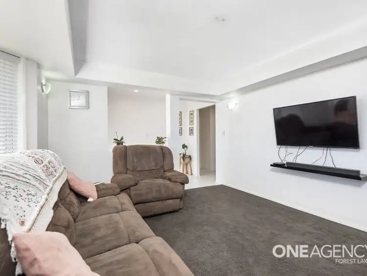 Third view of Homely house listing, 19 Leonie Pl, Doolandella QLD 4077