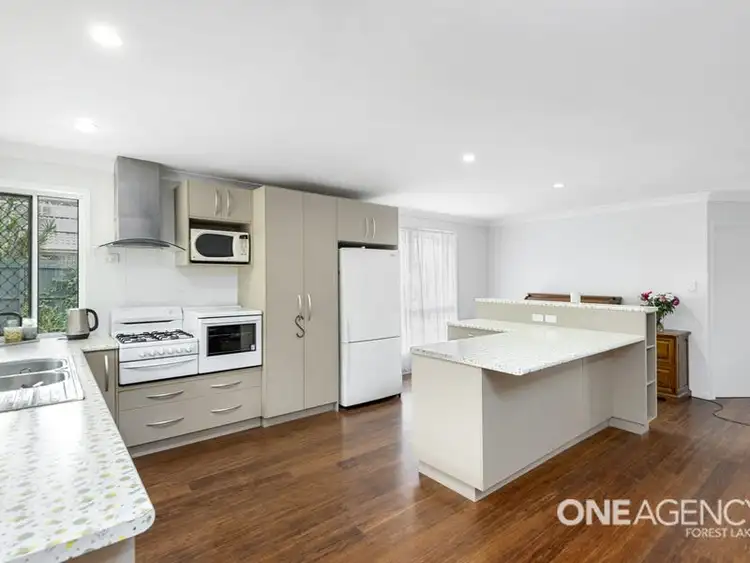 Fifth view of Homely house listing, 2 Pringle Pl, Forest Lake QLD 4078