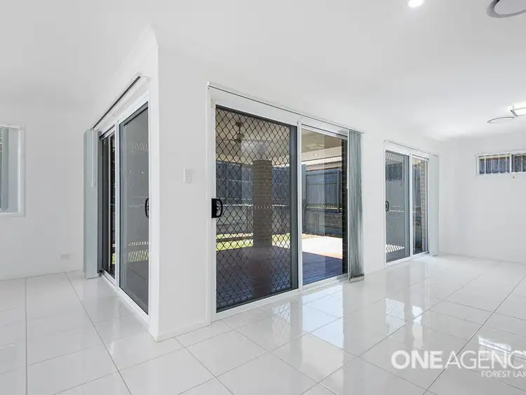 Sixth view of Homely house listing, 11 Tomaso Cl, Doolandella QLD 4077