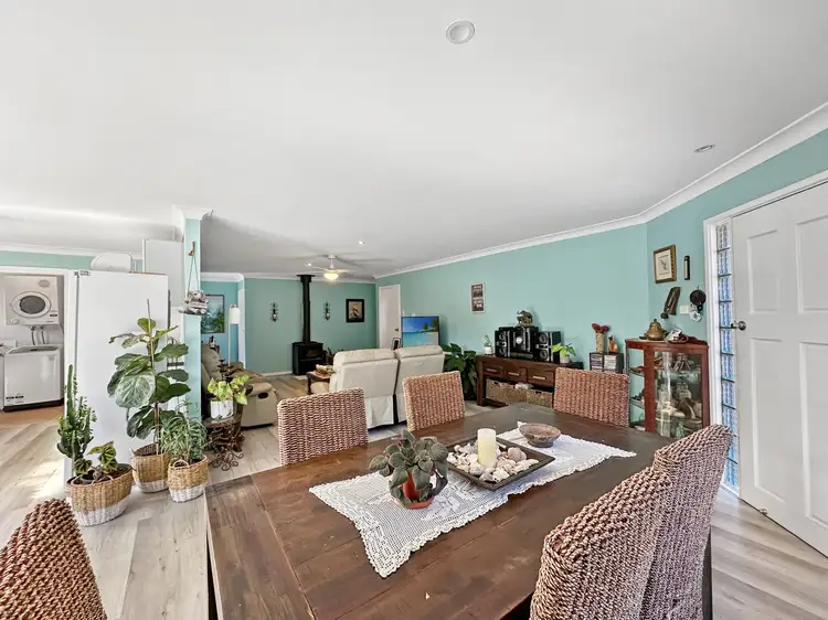 Sixth view of Homely house listing, 7A Essendene Gardens, Mallabula NSW 2319