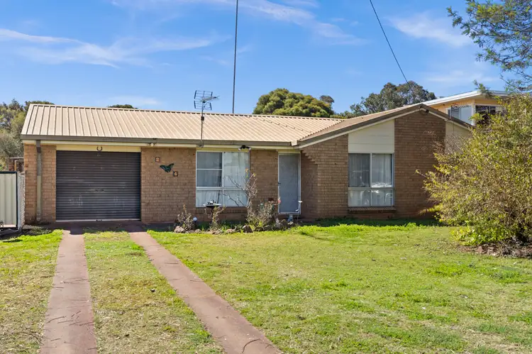 24 Creek Street, Cambooya QLD 4358