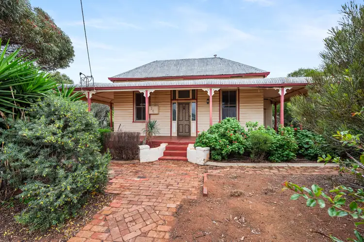 24 Addis Street, Lamington WA 6430