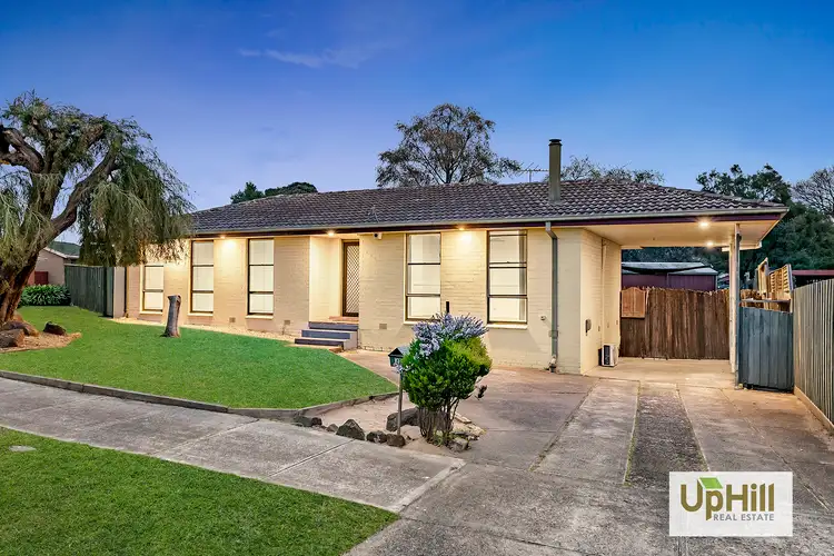 4 Valepark Crescent, Cranbourne VIC 3977