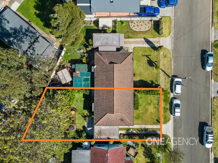 1/4 Michael Street, Albion Park NSW 2527
