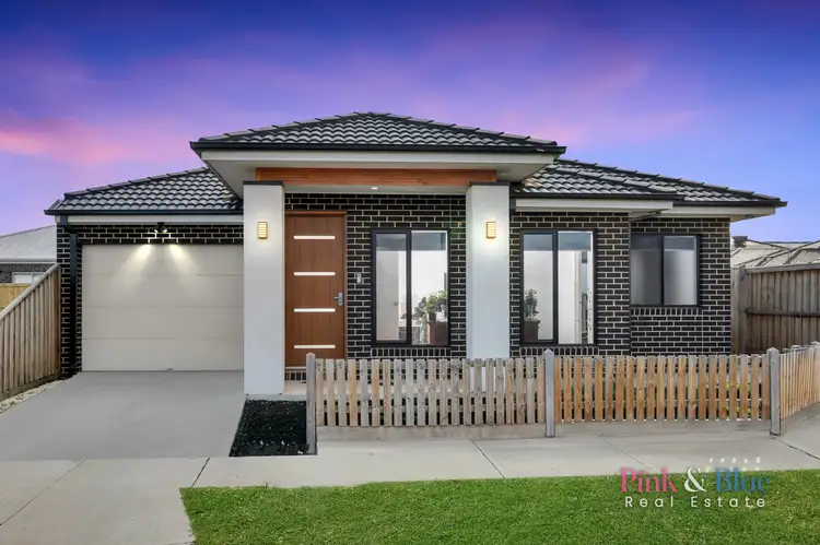 36 Honeydew Way, Rockbank VIC 3335