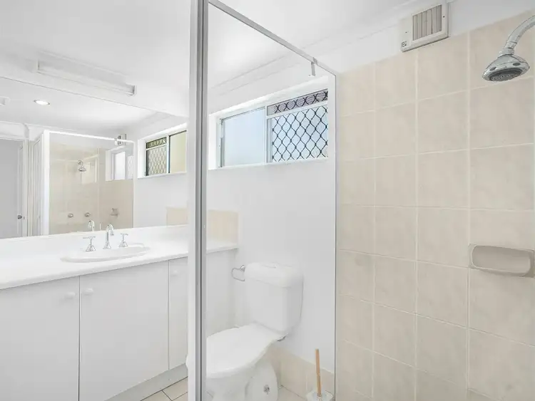 Fourth view of Homely unit listing, 1/6 Springfield Crescent, Manoora QLD 4870