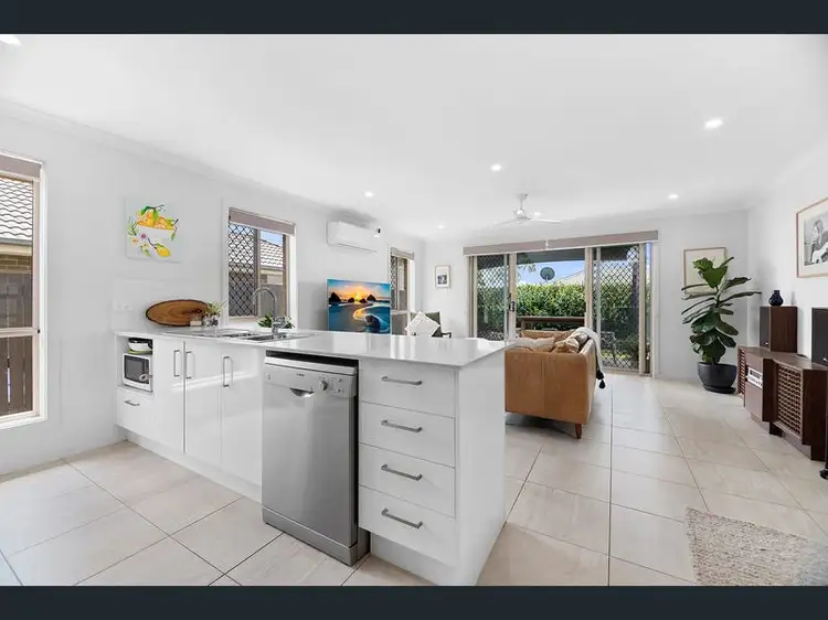 Third view of Homely semi-detached listing, 1/20 CUMMINGS CIRCUIT, Willow Vale QLD 4209