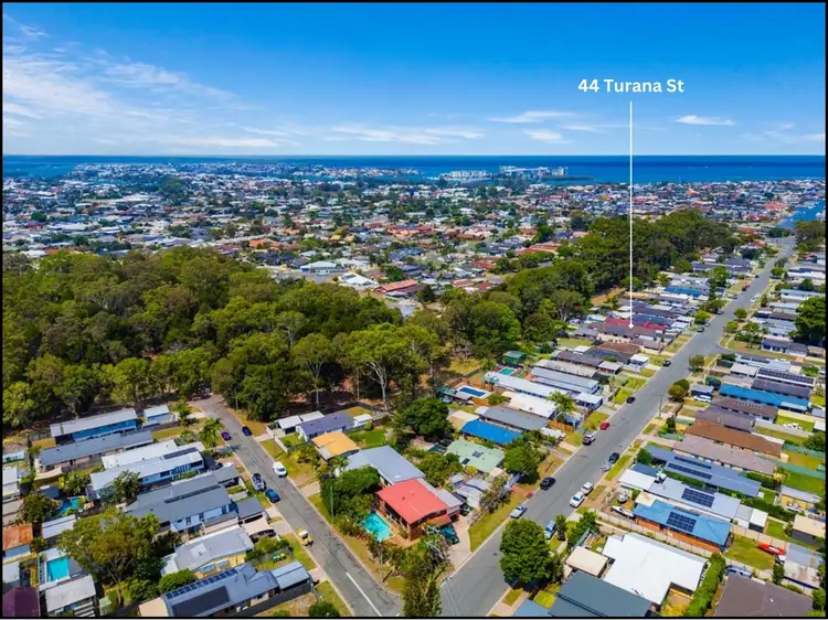 44 Turana Street, Coombabah QLD 4216