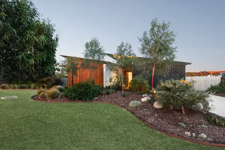 60 Samphire Drive, Connewarre VIC 3227
