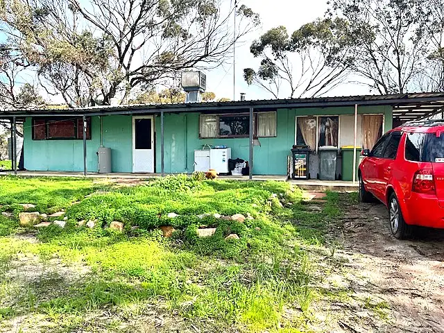 89 Newcastle, York WA 6302