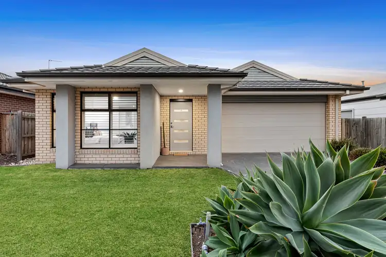 9 Rochford Drive, Armstrong Creek VIC 3217