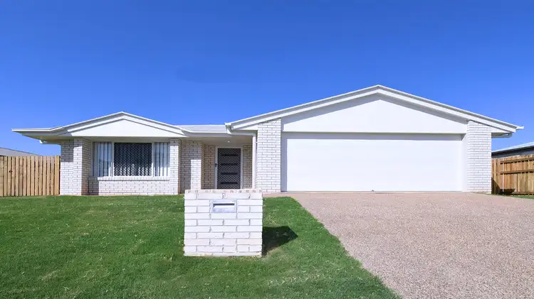 Magnolia Deluxe Girraween Way, Point Vernon QLD 4655