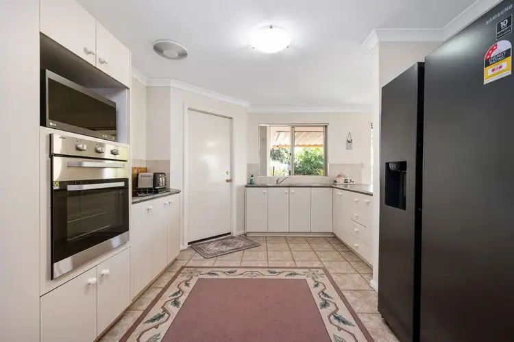 33A Longmore Parade, Broadwood WA 6430