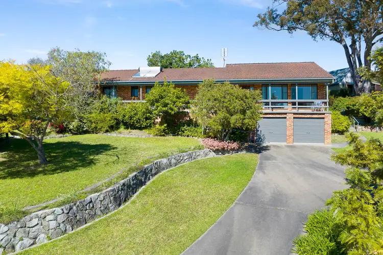 10 TAROURGA PLACE