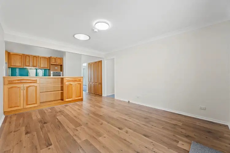 Fourth view of Homely house listing, 10 TAROURGA PLACE, Dalmeny NSW 2546