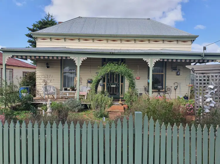 8 Barber Street, Pyramid Hill VIC 3575