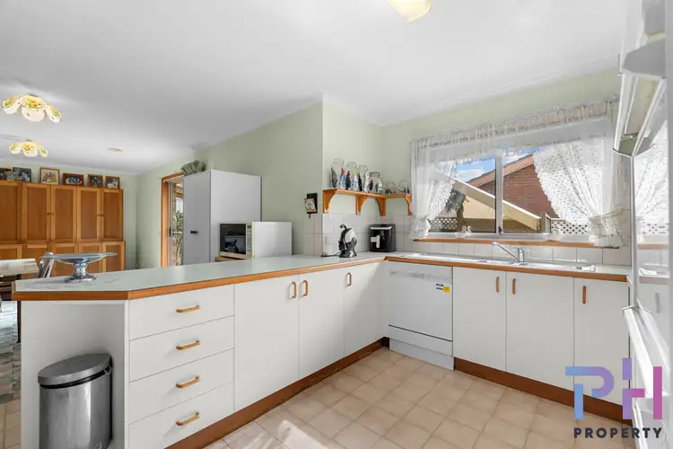Second view of Homely house listing, 10 Odea Crescent, Kangaroo Flat VIC 3555